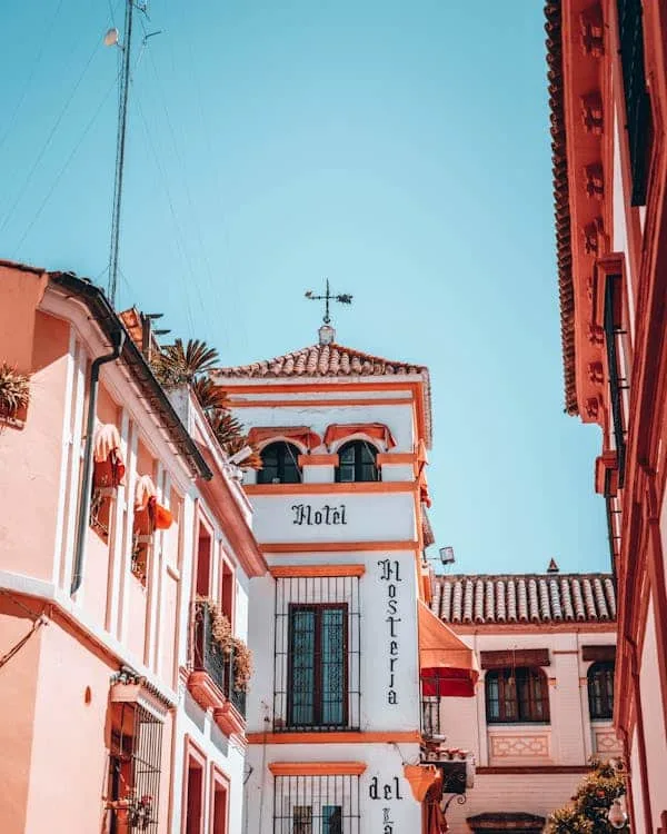 Moroccan and Spanish properties compared as international real estate investments