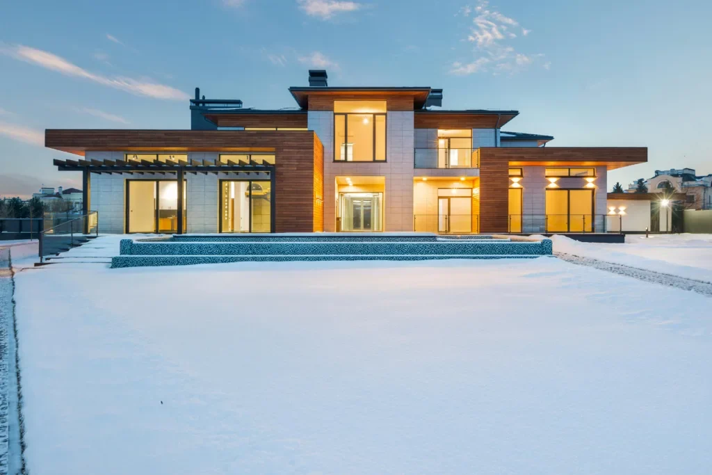 Luxury Marrakech villa prepared for a warm winter holiday