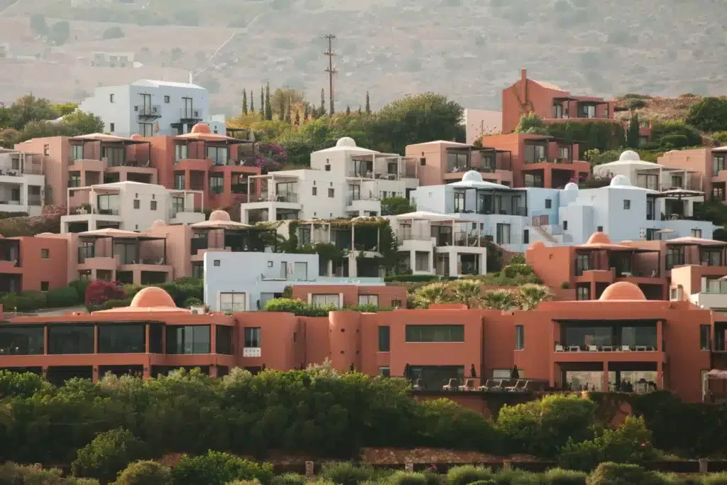 A compact contemporary villa with a private Marrakech courtyard