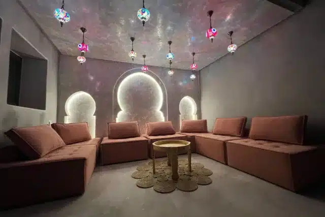 Modern 147 m² Apartment with Two Terraces in Marrakech - 2