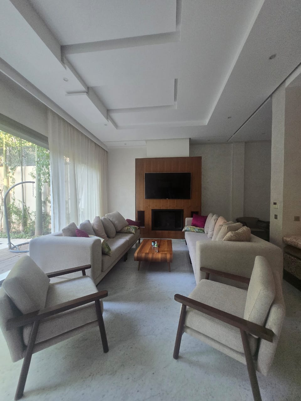 Furnished Five-Bedroom Villa for Rent in Targa - 2
