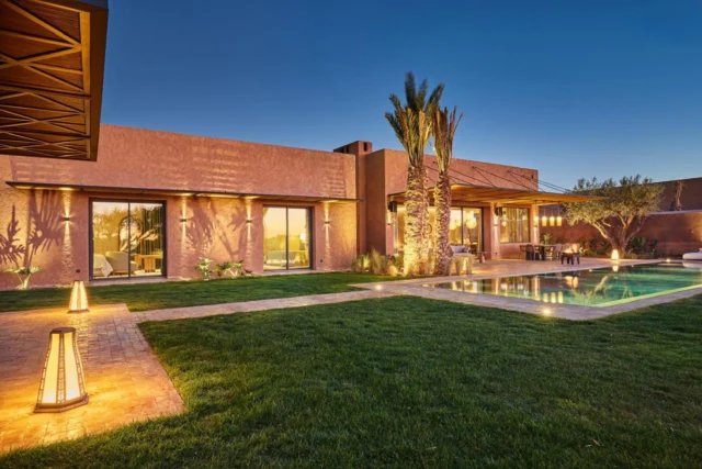 Benefits of turnkey villas: Luxury villa for sale in Marrakech with private pool and spa