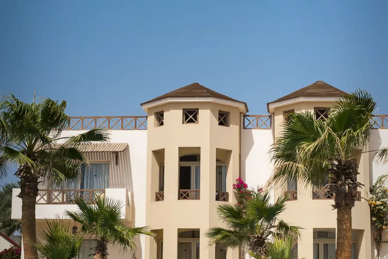 Off plan villas Dubai with private pool and palm trees